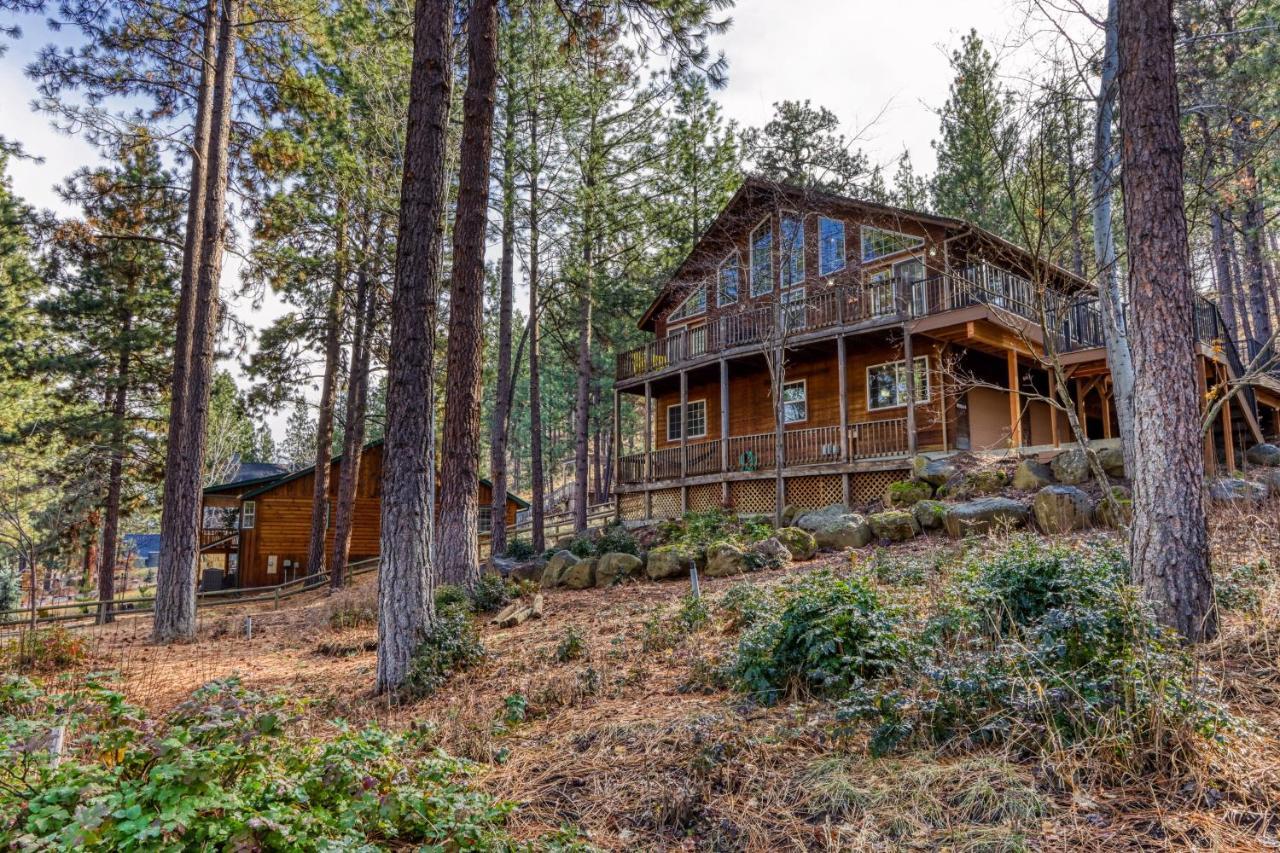 Camp Polk Lodge Sisters Exteriör bild